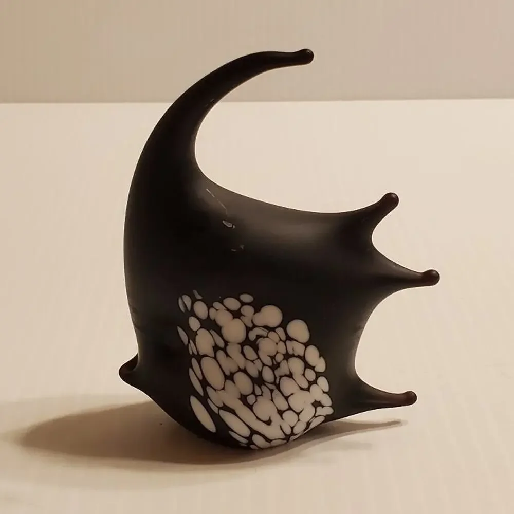 Fish ceramic figurine. Black/White. Made in Taiwan.